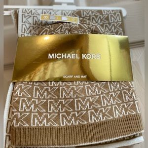 NWT Michael Kors Scarf and Beanie Set